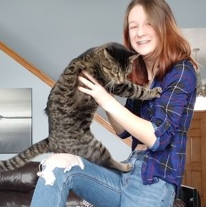 Meet your Posher, Emily